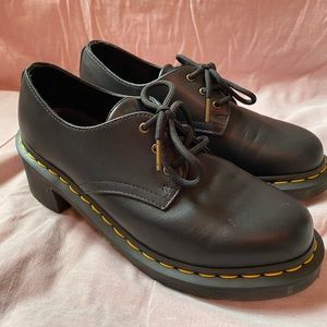 Dr. Marten Amory Leather Heeled Oxford